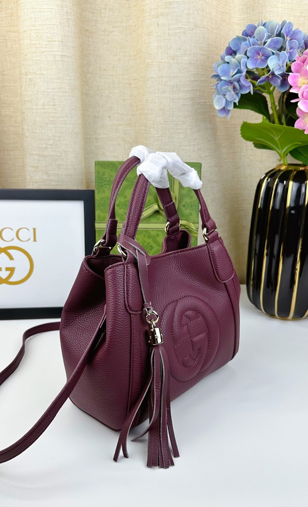 激安グッチバッグコピー背面デザイン